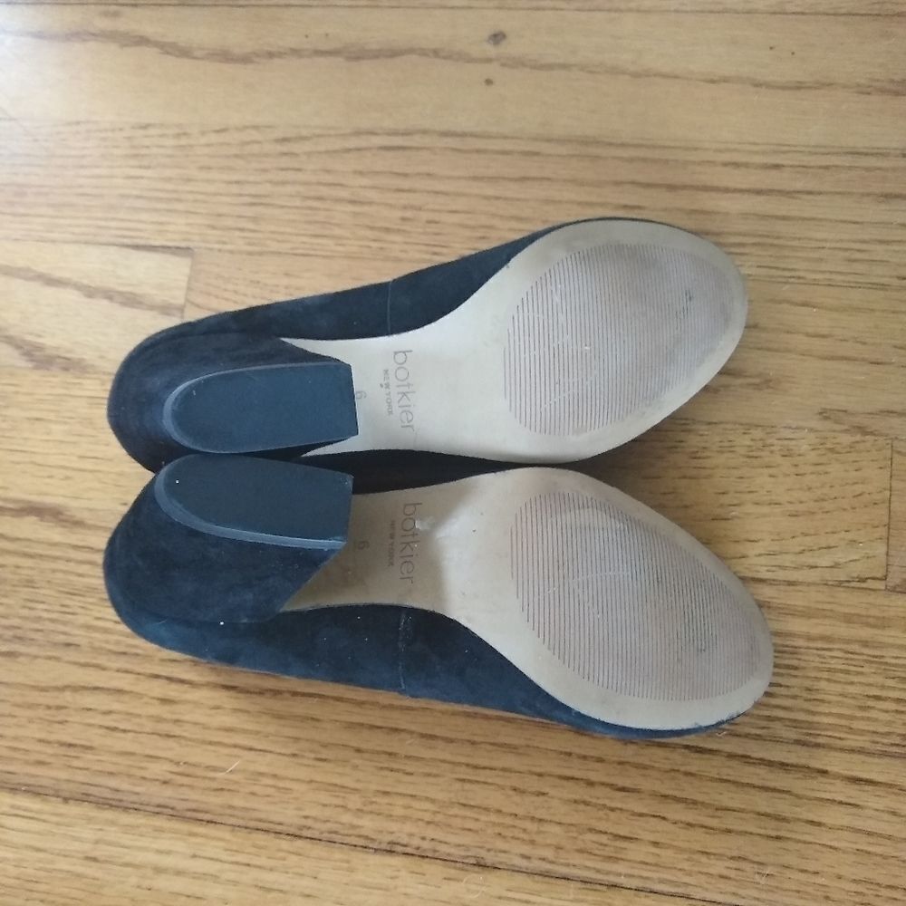 Botkier Round Tip Pumps Euc Size 6 - image 5